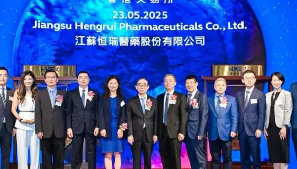 66歲孫飄揚(yáng)再次IPO敲鐘，3600億